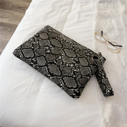 Clutch Estampado Animal Print - Image 13