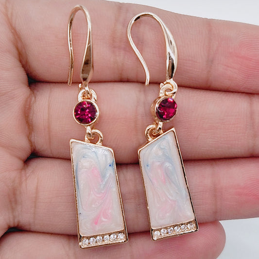 Ganchos para Orejas Dorados Retro - Accesorios de Joyería Colorida - Image 2