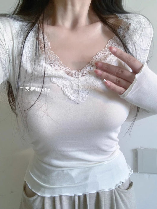 Blusa Base Elegante de Encaje con Cuello en V y Manga Larga - Image 29
