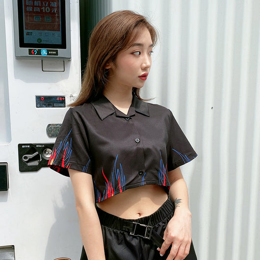Blusa Corta Estampado Flama para Mujer - Estilo Street Chic - Image 3