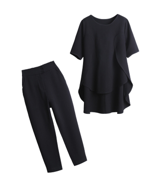Conjunto Casual Slim Fit: Blusa Manga Corta y Pantalón Cropped - Image 4