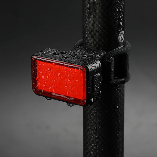 Luz Trasera Inteligente COB con Sensor para Bicicleta y Carga USB - Image 3
