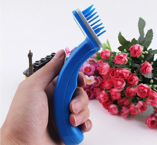 Peine Deslanador Automático para Mascotas - Removedor de Pelo Eficiente - Image 2