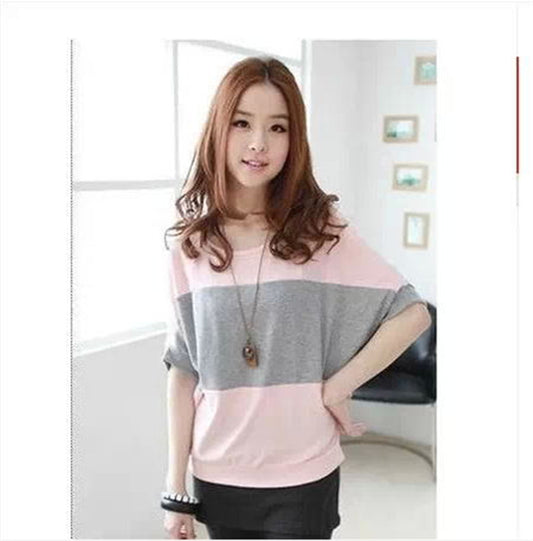 Blusa Suelta con Mangas Murciélago y Rayas - Image 2