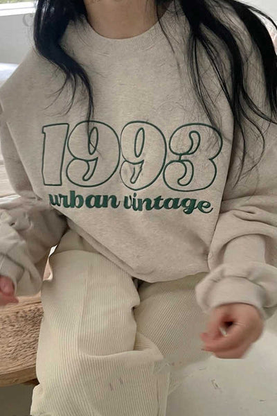 Suéter Beige de Algodón Puro con Letras para Primavera - Image 5