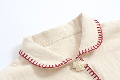 Chaqueta Doble Bolsillo con Bordado de Gato y Fresas Japonesas - Image 10