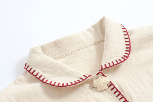 Chaqueta Doble Bolsillo con Bordado de Gato y Fresas Japonesas - Image 10