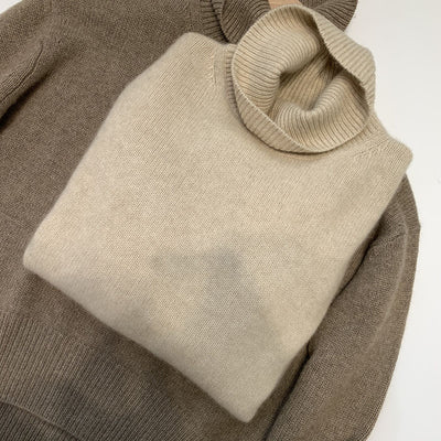 Suéter de cuello alto en cashmere premium - Image 4