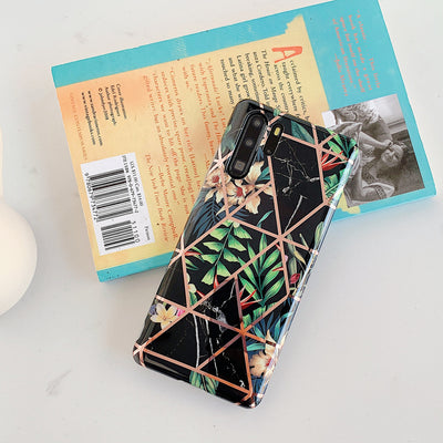 Funda para Celular con Diseño Floral - Image 4