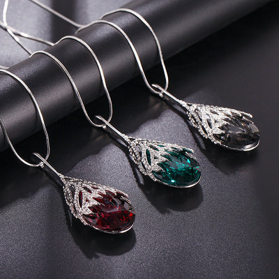 Collar Colgante en Forma de Gota de Agua - Image 3