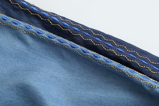 Camisa Denim Tencel con Escote V y Bordados para Primavera - Image 12