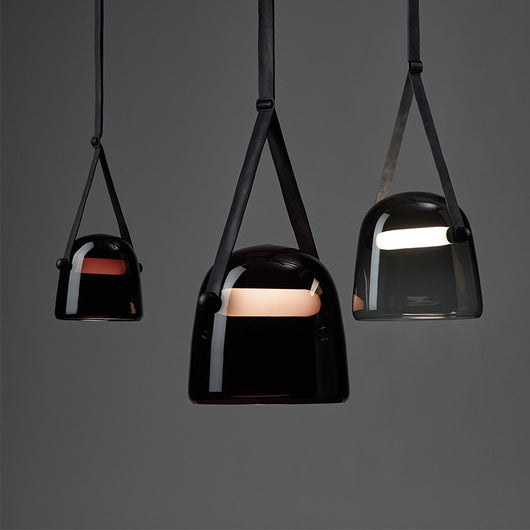 Lámpara Colgante Moderna de Cuero y Vidrio con Diseño Contemporáneo - Image 7