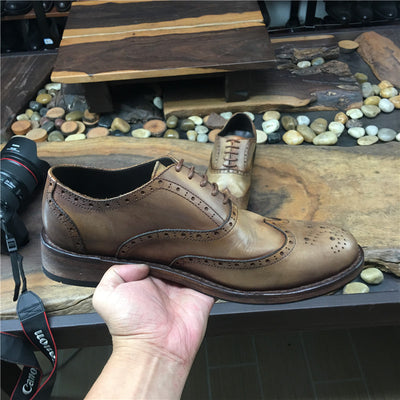 Zapatos de Cuero Artesanales Grabados Vintage para Hombre - Image 3