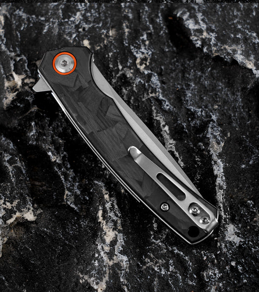 Cuchillo de Acero D2 con Fibra de Carbono para Camping y Aventura - Image 7