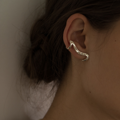 Aretes de Perlas Lujo Diseño Elegante Oro y Plata - Image 4