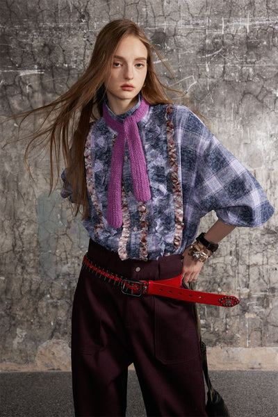 Blusa Holgada con Cuello Solapa y Encaje Plisado - Image 22