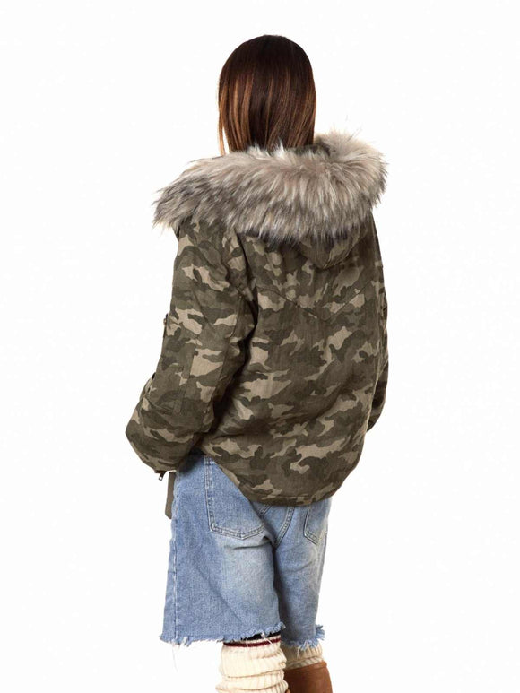 Chaqueta de Algodón Camuflada con Capucha y Cuello de Piel Desmontable