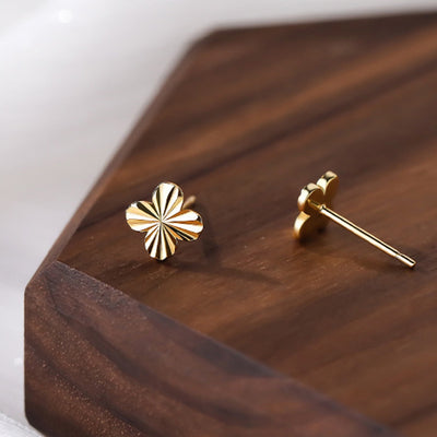 Aretes Minimalistas de Lujo - Elegancia Simple y Sofisticada - Image 2