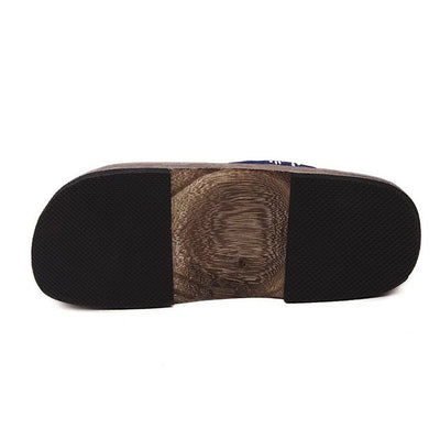 Sandalias Tradicionales Japonesas de Madera para Hombre - Image 5