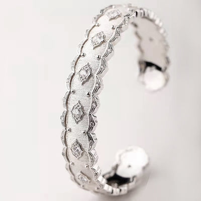 Pulsera de Diamantes con Baño de Oro y Plata - Image 3
