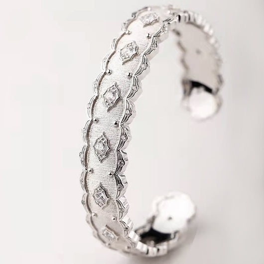 Pulsera de Diamantes con Baño de Oro y Plata - Image 3