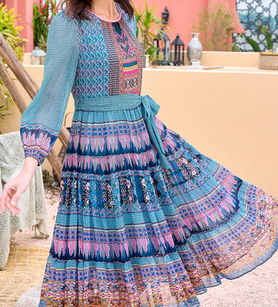Vestido de Fiesta con Cintura Marcada y Estampado Navideño - Image 21