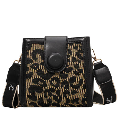 Pañuelo Cuadrado Pequeño Estampado Leopardo a Cuadros - Image 10