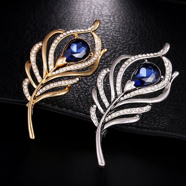 Broche de Plumas con Cristales Brillantes