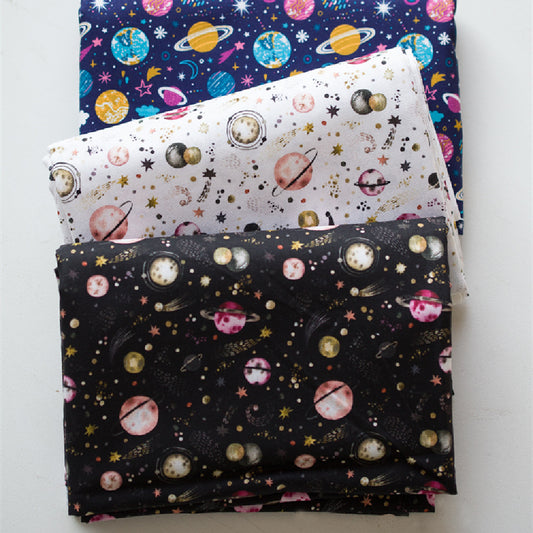 Tela de Algodón Estampada Digitalmente con Diseño Patchwork Universo Artístico Cielo Estrellado