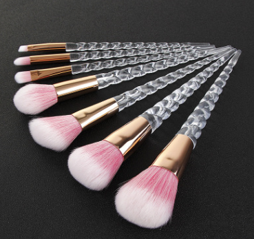 Set de 7 Brochas de Maquillaje Cristal con Mango Espiral Transparente - Image 3