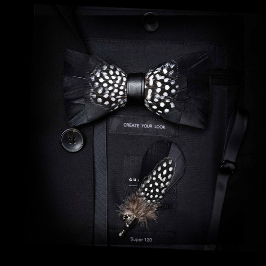 Pajarita de Plumas Elegante - Image 7