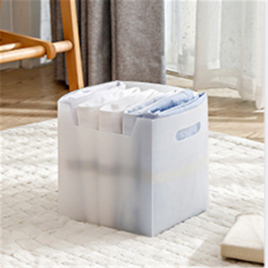 Tabla Organizadora de Ropa Plegable para Armario - Image 12