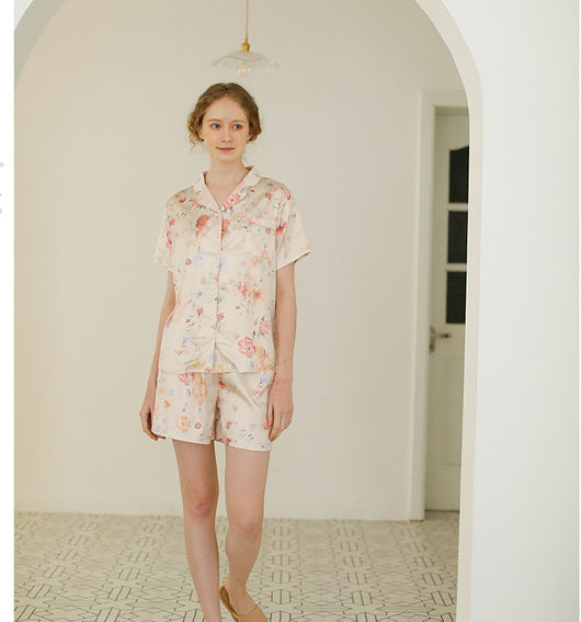 Pijama Corto Floral para Casa - Conjunto de Blusa y Shorts - Image 7