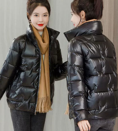 Chaqueta Acolchada para Mujer con Cuello Alto y Relleno de Plumón - Image 11