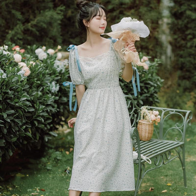 Vestido Floral Corto con Cuello Cuadrado para Mujer