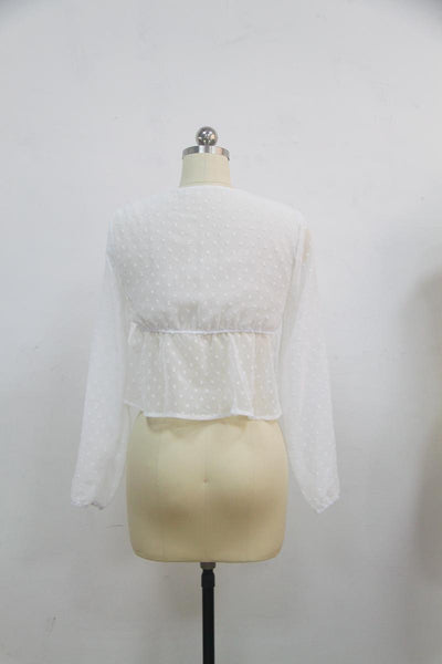 Blusa Blanca con Cuello en V y Mangas Farol - Image 5