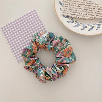 Cuerda para la Cabeza con Diseño Floral Calado - Image 13