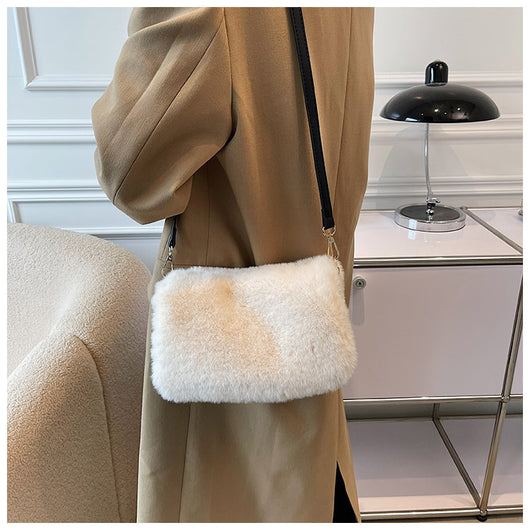 Bolso de Hombro Cuadrado Plush en Colores Sólidos