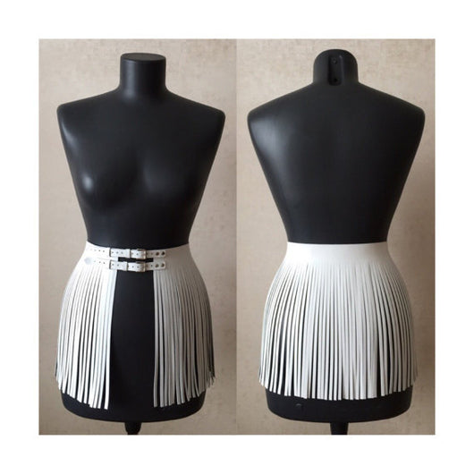 Falda Corta de Cintura Doble con Detalles en Cuero - Image 11