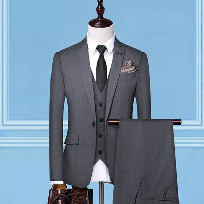 Traje de Novio Tres Piezas Color Sólido Premium - Image 6