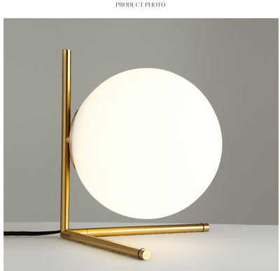 Lámpara de Mesa Esfera de Cristal Minimalista - Image 9