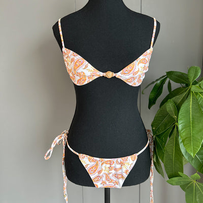 Traje de Baño Bikini Negro y Blanco Dividido para Mujer - Image 28