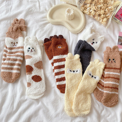 Calcetines Térmicos Japoneses de Tubo Medio con Forro de Coral Fleece para Invierno - Image 2