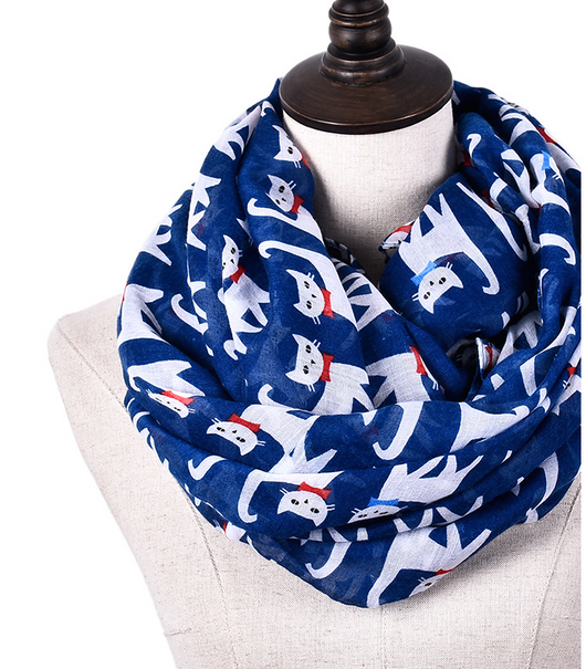 Pañuelo Cuadrado de Seda con Estampado de Gatos - Diseño Artístico Bali - Image 3