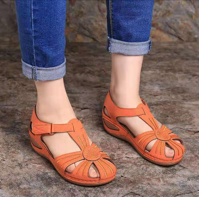 Sandalias Huecas para Mujer con Suela Gruesa y Cierre de Velcro