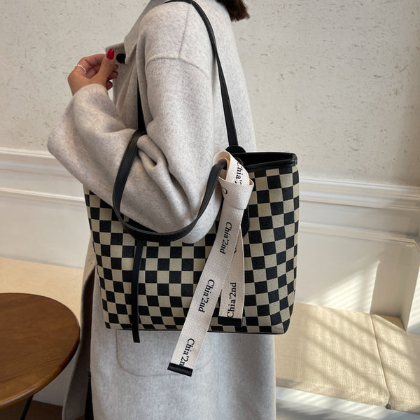 Bolso de Hombro Coreano para Mujer - Diseño Moderno y Versátil