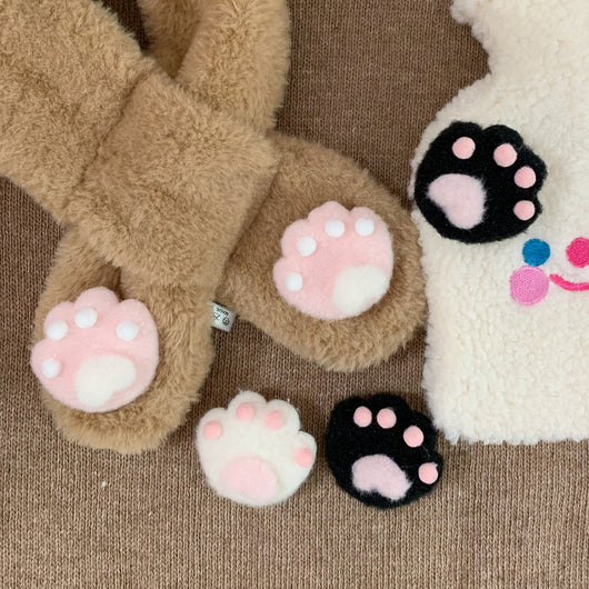 Broche Insignia Pata de Gato - Accesorio Uniforme Escolar