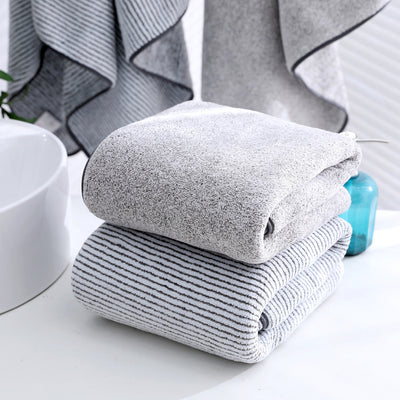 Toalla de Baño Absorbente de Fibra de Coral Gruesa con Carbón de Bambú Antibacteriano - Image 3