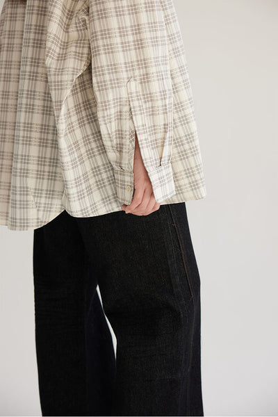 Camisa Cuadriculada Beige Oversized con Protección Solar para Mujer - Image 15