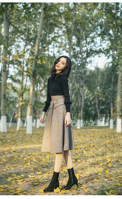 Conjunto Retro de Falda y Suéter de Lana para Mujer - Image 9
